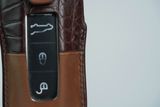  Bao Da Chìa Khóa Porche - Da Horween Shell Cordovan và Da Cá Sấu Alligator. 