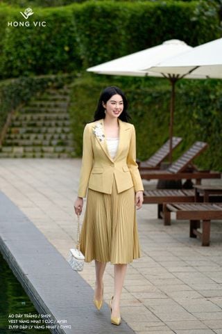 Vest vàng nhạt 1 cúc AV181