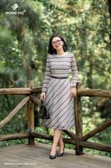 Đầm ren kẻ đen kem DL846