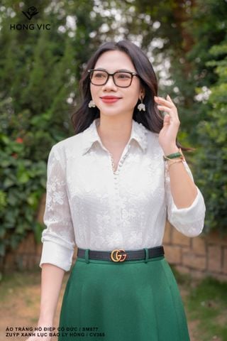 Áo trắng hồ điệp cổ đức SM877