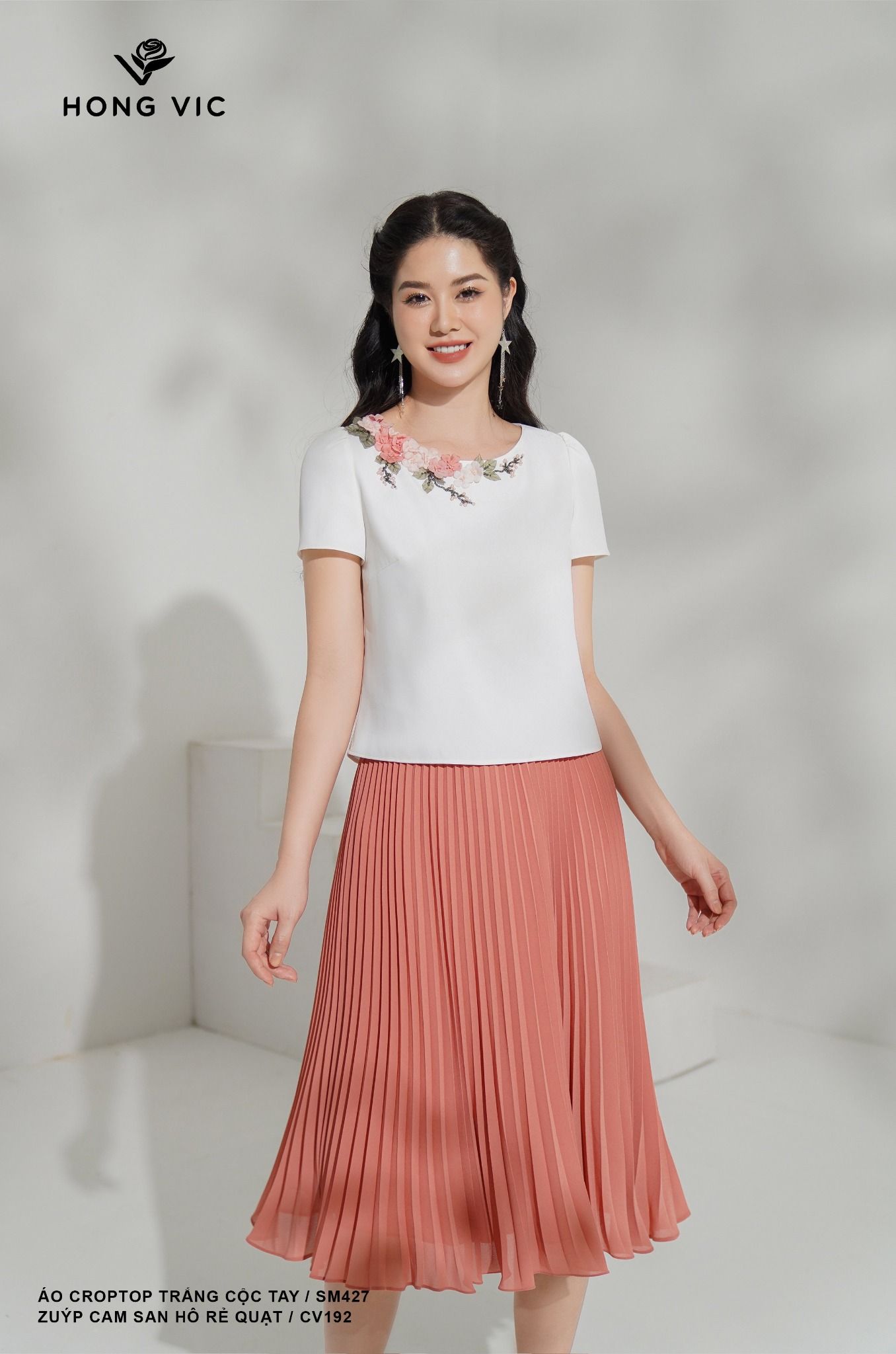 Hóa phép váy liền thành chân váy midi và áo croptop  Xưởng may quần áo  TATUN