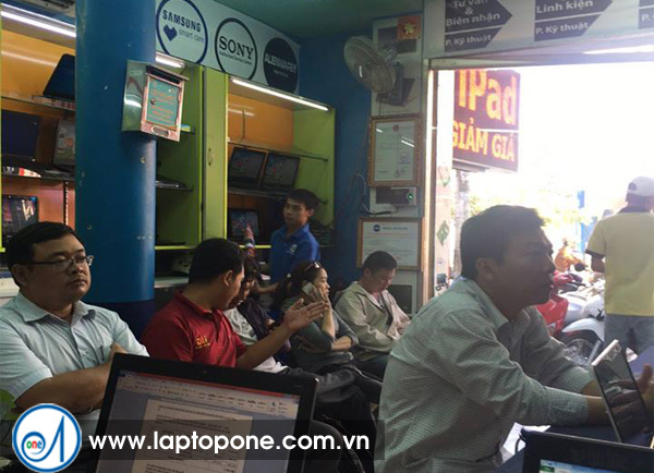 Mua điện thoại LG cũ giá cao