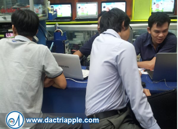 Thay pin iPhone 5s quận Tân Phú Thay pin iPhone 5s quận Tân Phú