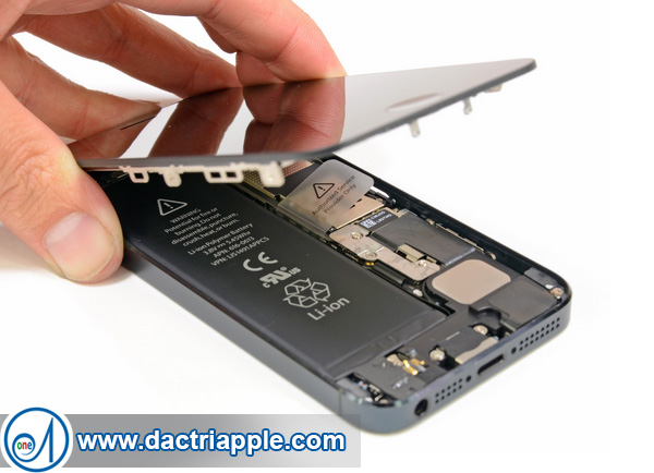 Thay pin iPhone 5 quận 6 Thay pin iPhone 5 quận 6