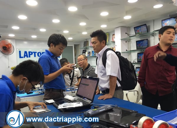 Thay pin iPhone 6S quận 11 Thay pin iPhone 6S quận 11