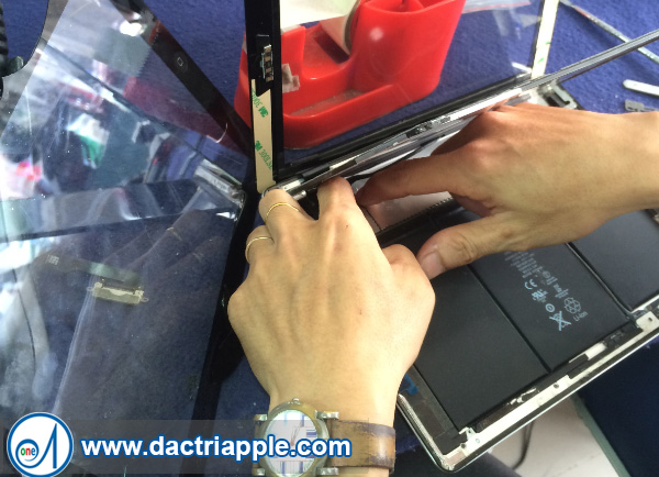 Thay pin iPad 3 quận Gò Vấp Thay pin iPad 3 quận Gò Vấp