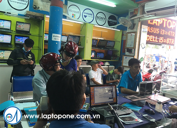 Mua máy tính bảng Samsung cũ uy tín