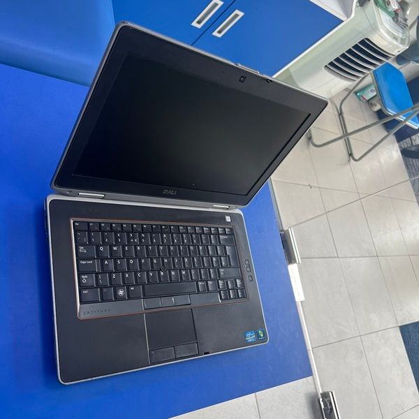Laptop Dell Latitude E6420 Cũ giá tốt đẹp 98%