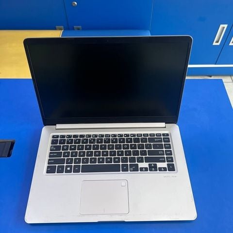 Laptop Asus S510U Cũ giá rẻ đẹp 98%