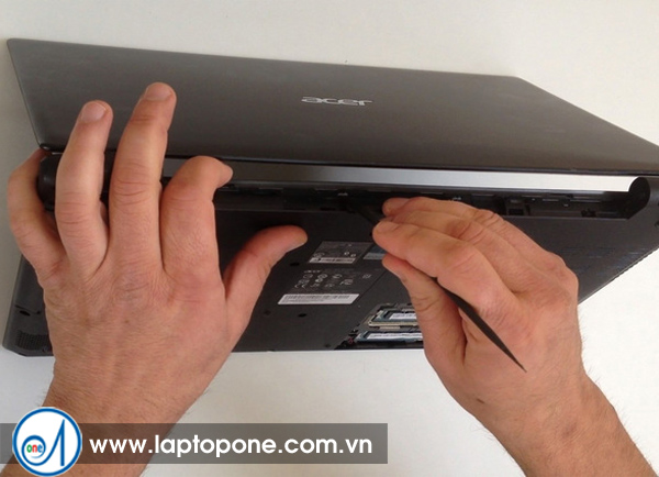 Thay Pin Laptop Acer E5-572G-7041 Thay pin laptop Acer E5-572G-7041 giá rẻ