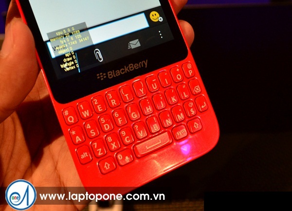 Thay bàn phím điện thoại Blackberry tại Trung Tâm Bảo Hành ONE Thay bàn phím điện thoại blackberry tphcm