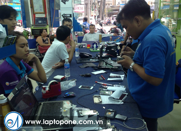 Mua điện thoại Blackberry giá cao quận 4