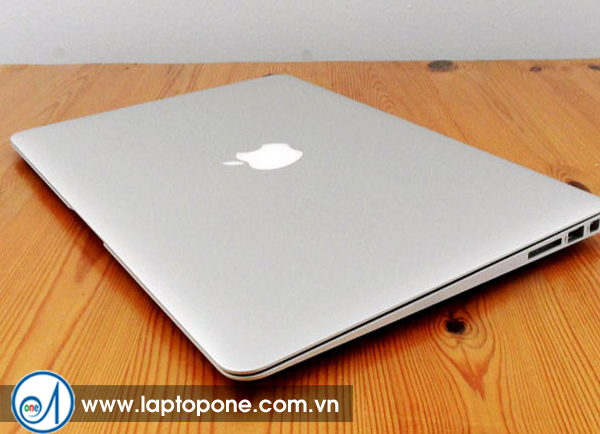 Mua Macbook Pro giá cao quận 7 