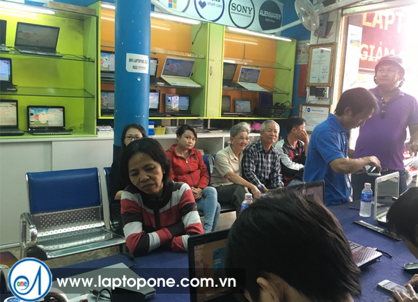 Mua máy tính bảng Kingcom giá cao