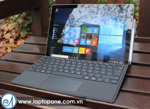 Mua máy tính bảng Surface Pro giá cao quận Tân Phú 