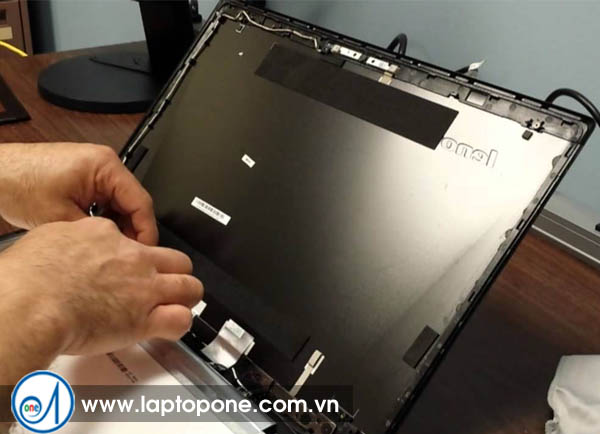 Thay cảm ứng laptop Lenovo Yoga PRO3 1370 giá rẻ Thay cảm ứng laptop Lenovo Yoga PRO3 1370 giá rẻ