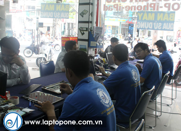 Thay màn hình laptop HP ENVY 15 chính hãng Thay màn hình laptop HP ENVY 15 chính hãng