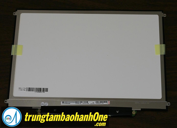 thay màn hình LapTop MACBOOK PRO MPXT2 Bị Chảy Mực 
