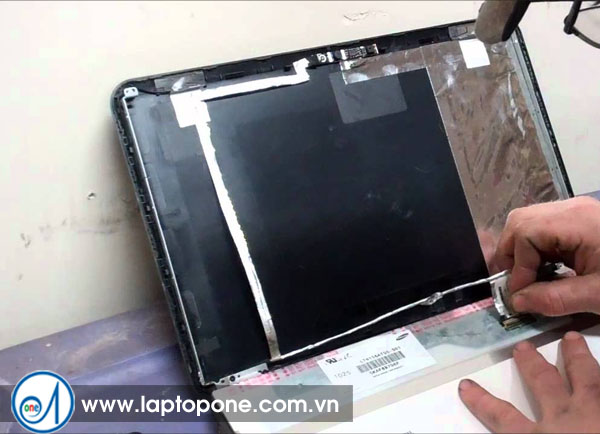 Thay màn hình laptop Hp ENVY 17-J