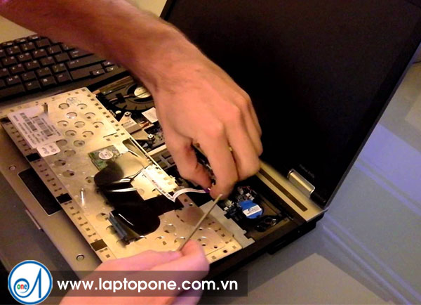 Thay màn hình laptop Hp ENVY 17-J