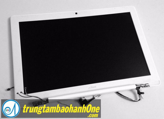 Thay màn hình Macbook Pro A1502