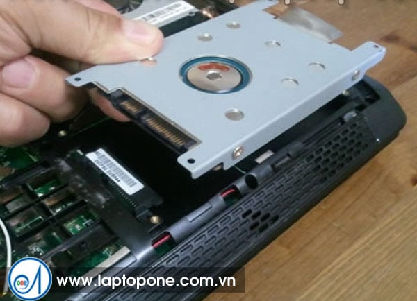 Thay ổ cứng laptop Asus quận 4 Thay ổ cứng laptop Asus quận 4