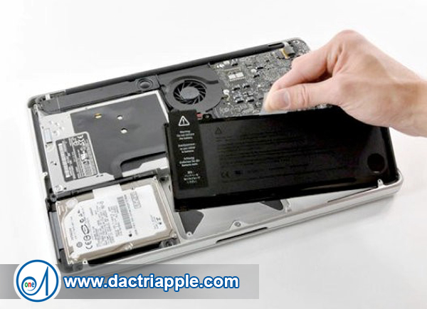 Thay ổ cứng Macbook Air