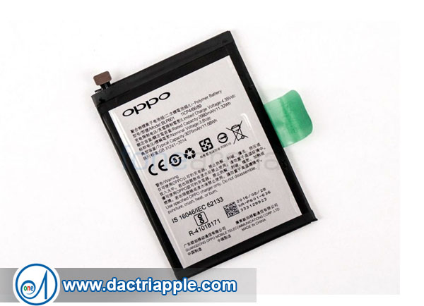 Thay pin dien thoai Oppo (15)