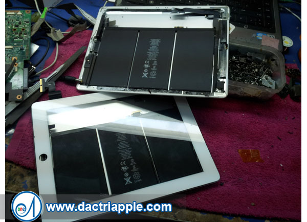 Thay pin iPad Mini 2 quận bình thạnh