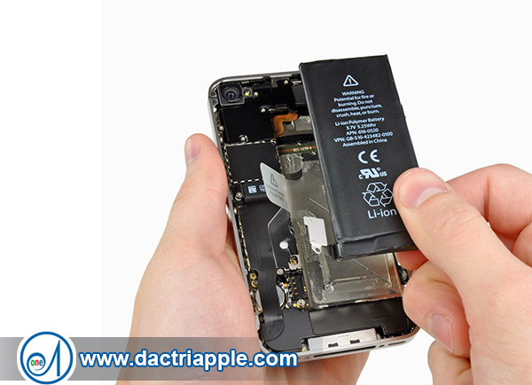 Thay pin iPhone 5 quận Tân Bình Thay pin iPhone 5 quận Tân Bình