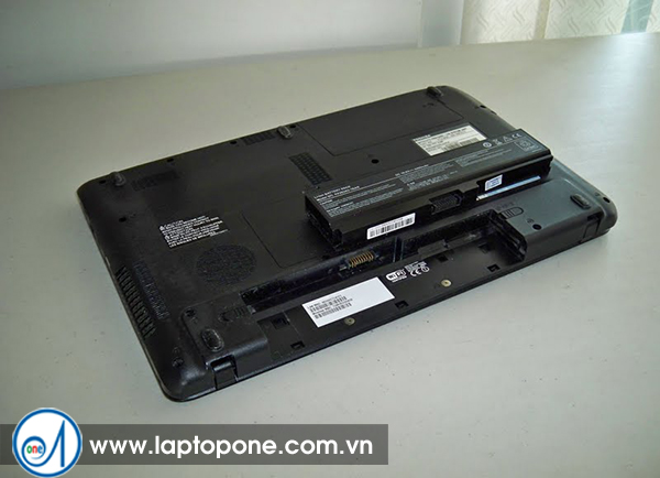 Thay Pin Laptop Dell Inspiron 7370 Giá Rẻ Thay pin laptop DELL INSPIRON 7370 giá rẻ