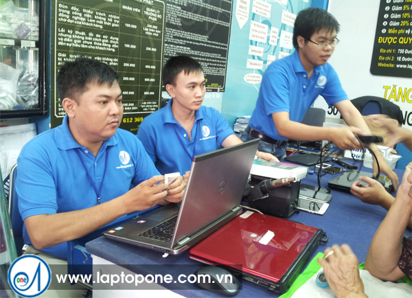 thay pin laptop sony SVT13 giá rẻ