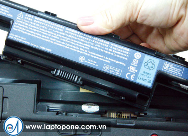 thay pin laptop sony SVT13 giá rẻ