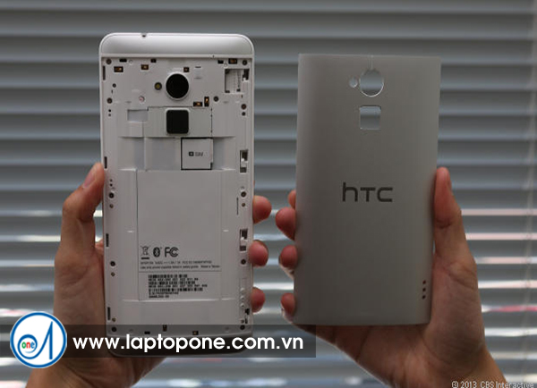 Thay pin HTC One ME dual SIM
