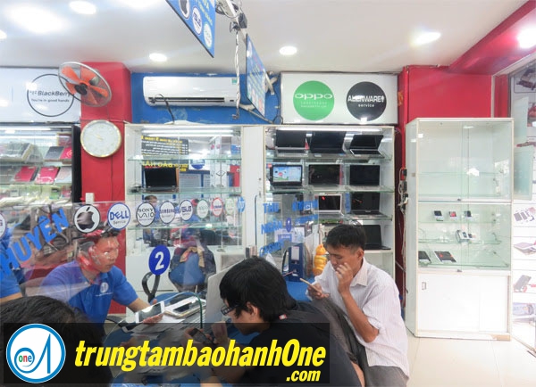 Thay màn hình Laptop HP SPECTRE X360 13 4101DX Bị Mờ