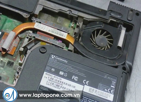 Vệ sinh laptop quận 4 Vệ sinh laptop quận 4