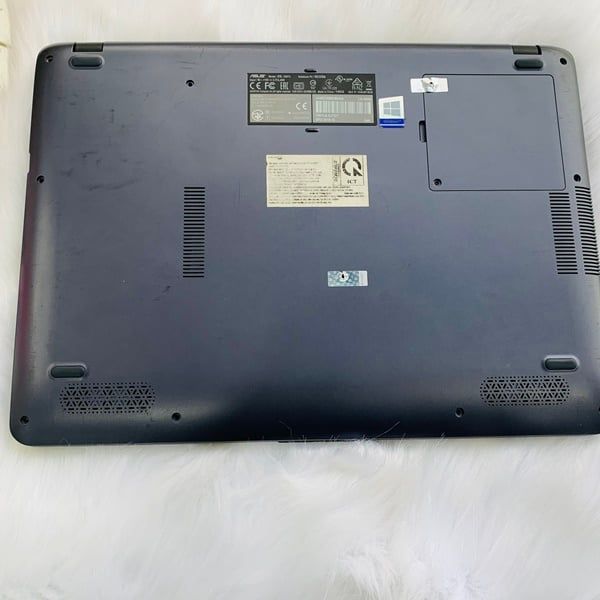 Laptop Asus Vivobook X507UA Cũ giá rẻ đẹp 98%