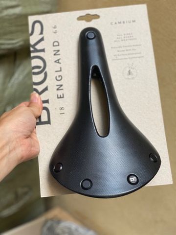 Yên Brook CARVED C17 Made in Italy