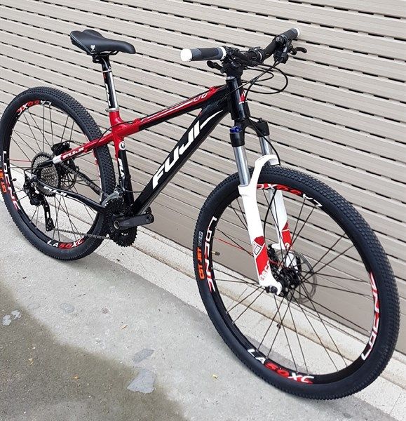  Xe đạp MTB Fuji Tahoe/ Size M/ Black-Red 