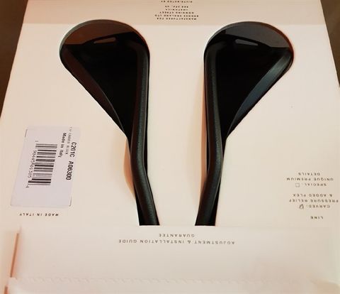 Yên Brooks Cambium C17 Carved/ Black