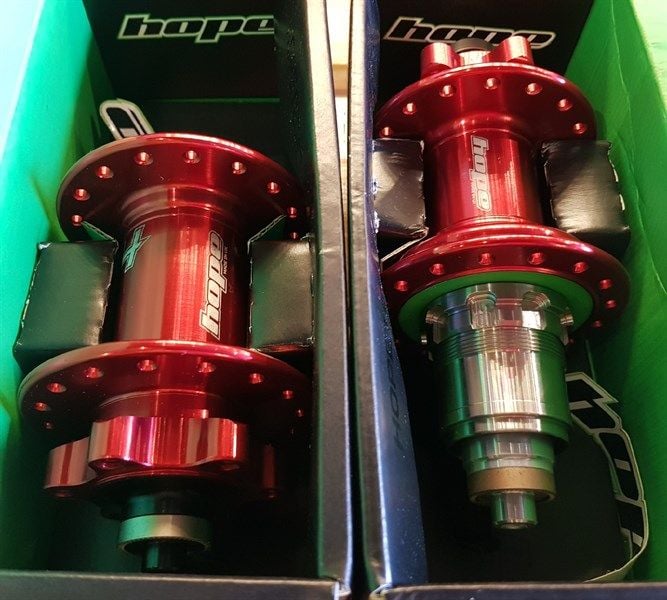  Hub Hope Pro 4/ QR 9mm/ XD/ Red 