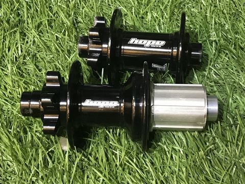 HUB HOPE Pro 4 32H/TA/HG Black