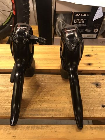 Tay lắc Microshift ADVENTX 1x10S