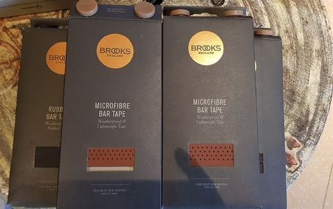 Brooks Microfiber Bar Tabe/Honey