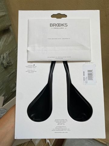 Yên Brook CARVED C17 Made in Italy