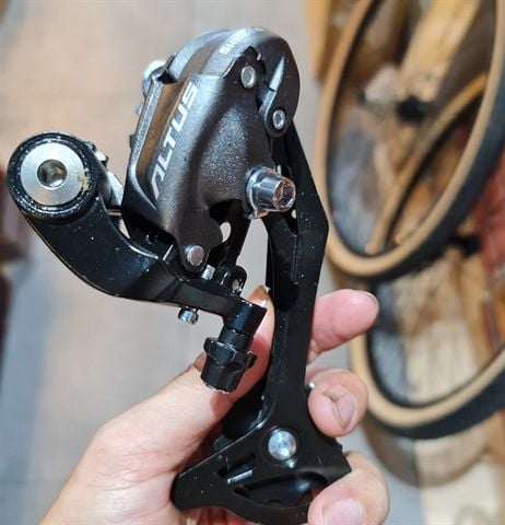 Gạt líp Shimano Altus 9s/ M370