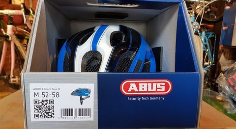 Mũ bảo hiểm xe đạp Abus Aduro 2.0 Blu