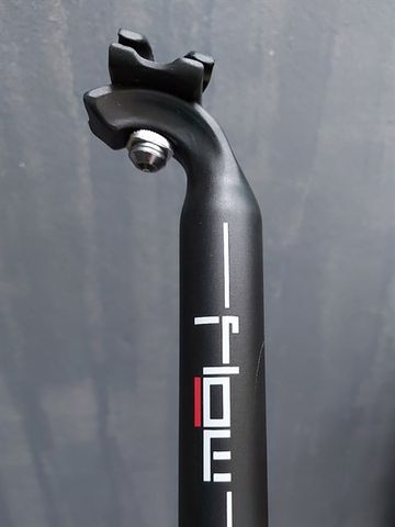 Cọc yên FLOW 31.6 x 400mm