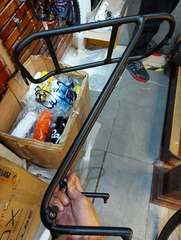 Baga trước bánh 20