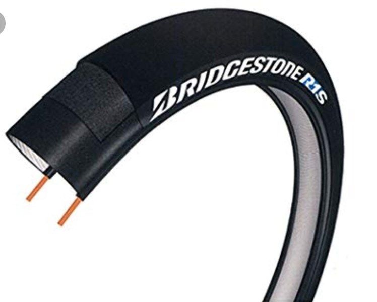  Lốp Bridgestone R1S Extenza 700x23 